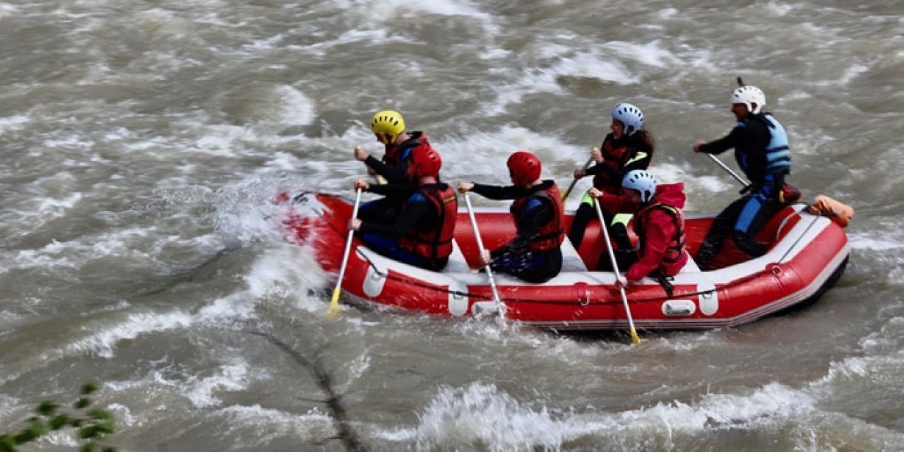 Melen Çayı'nda rafting sezonu açıldı