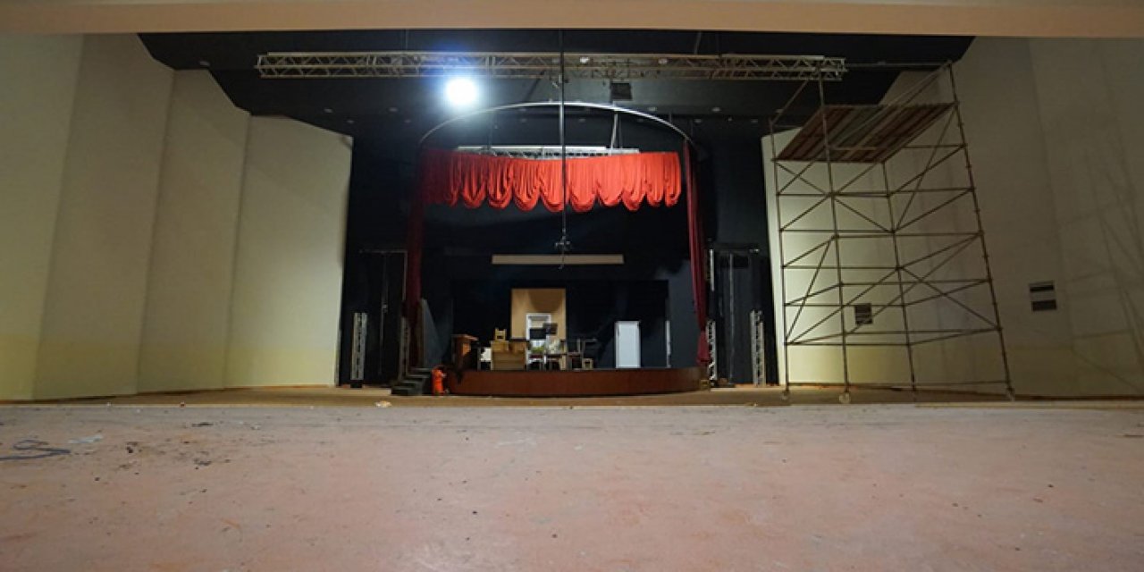 Ankara Büyükşehir Belediyesi tiyatroları yeniliyor