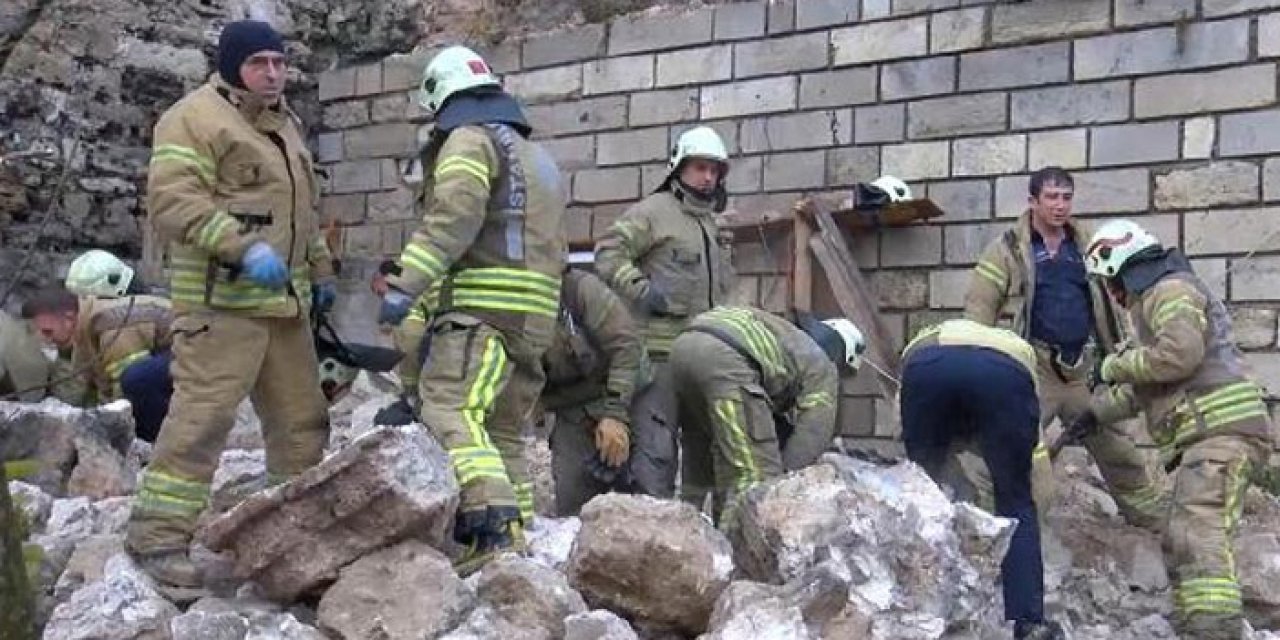 Tarihi sur çöktü: 1 yaralı