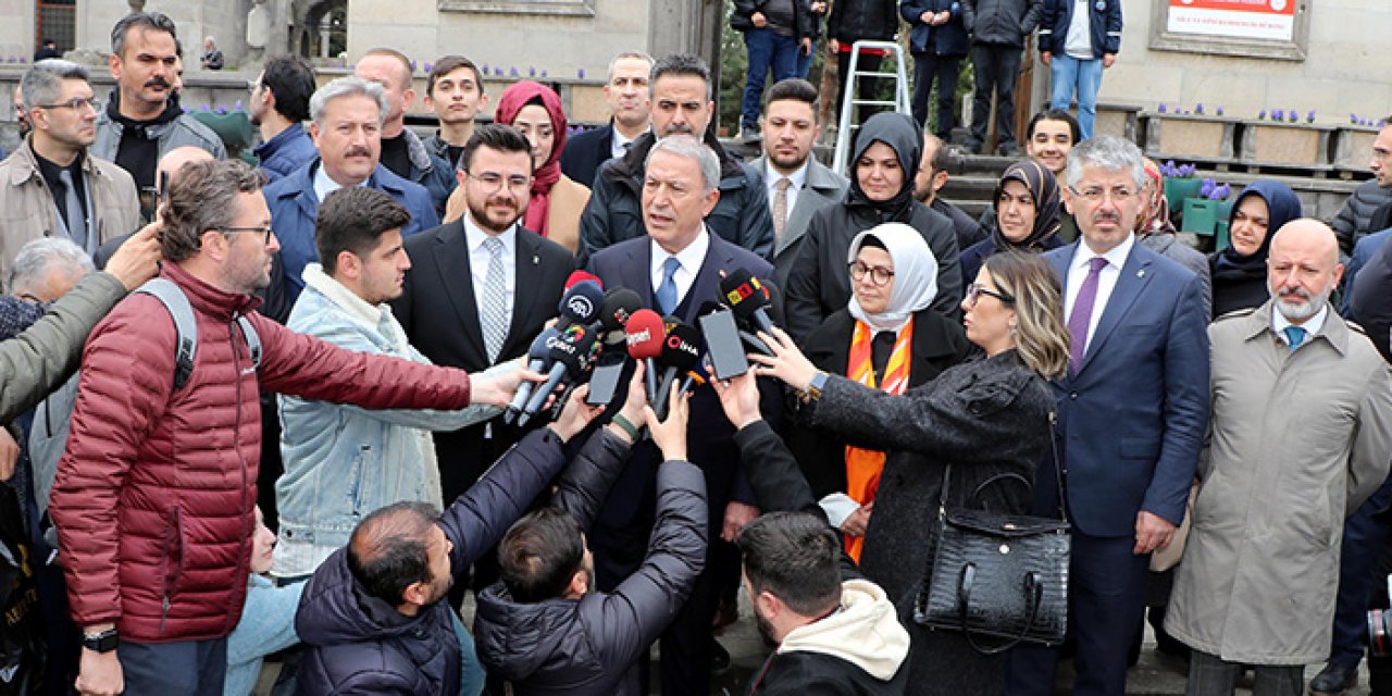 Hulusi Akar: Türk Silahlı Kuvvetleri her zaman yanınızda