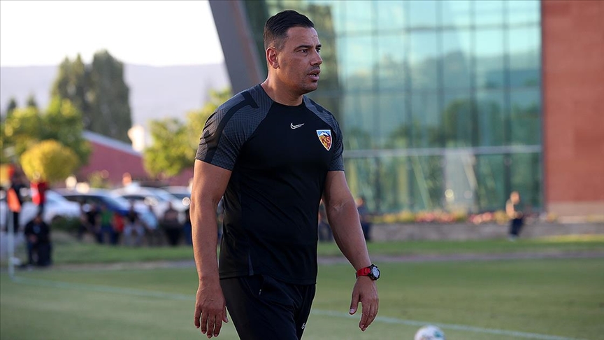 Kayserispor teknik direktörü Çağdaş Atan kimdir?  Çağdaş Atan hangi takımlarda  teknik direktör olarak görev yapmıştır?