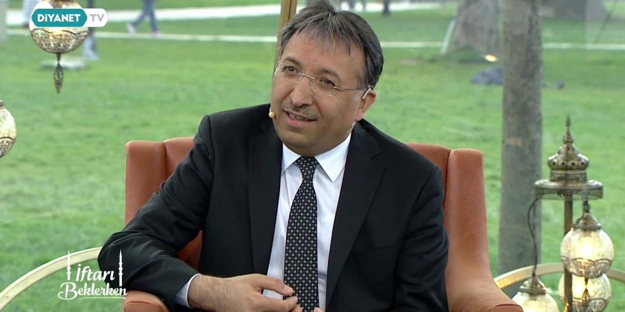 İstanbul Müftüsü kimdir? Prof. Dr Safi Arpaguş kimdir? İstanbul Müftüsü kaç yaşında? İstanbul Müftüsü nereli?