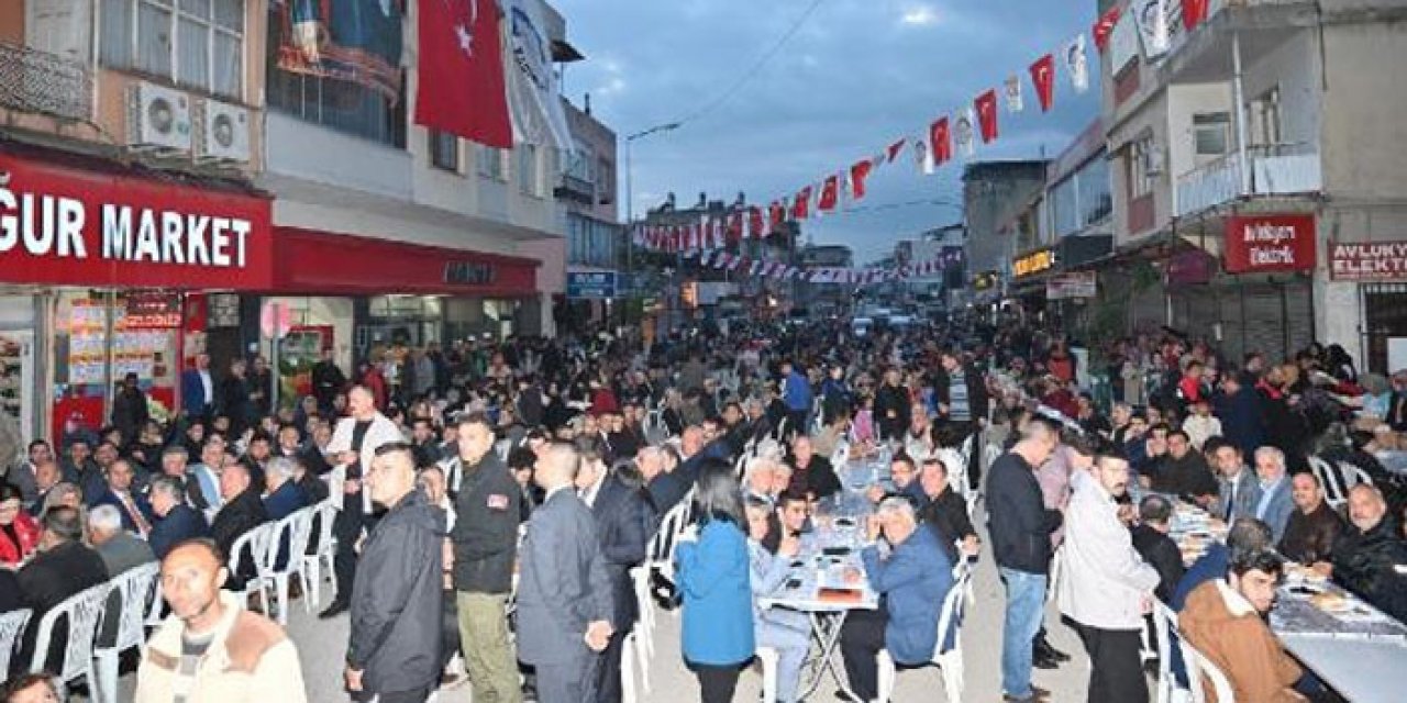 15 bin kişilik iftar düzenlendi