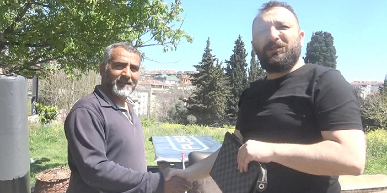 Bulduğu 2500 doları eksiksiz teslim etti