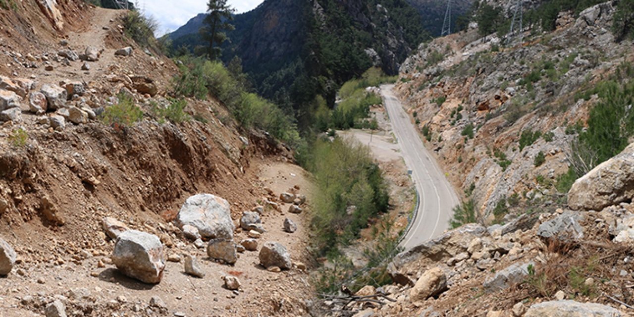 4 öğretmen ölmüştü: Kaya tehlikesi devam ediyor