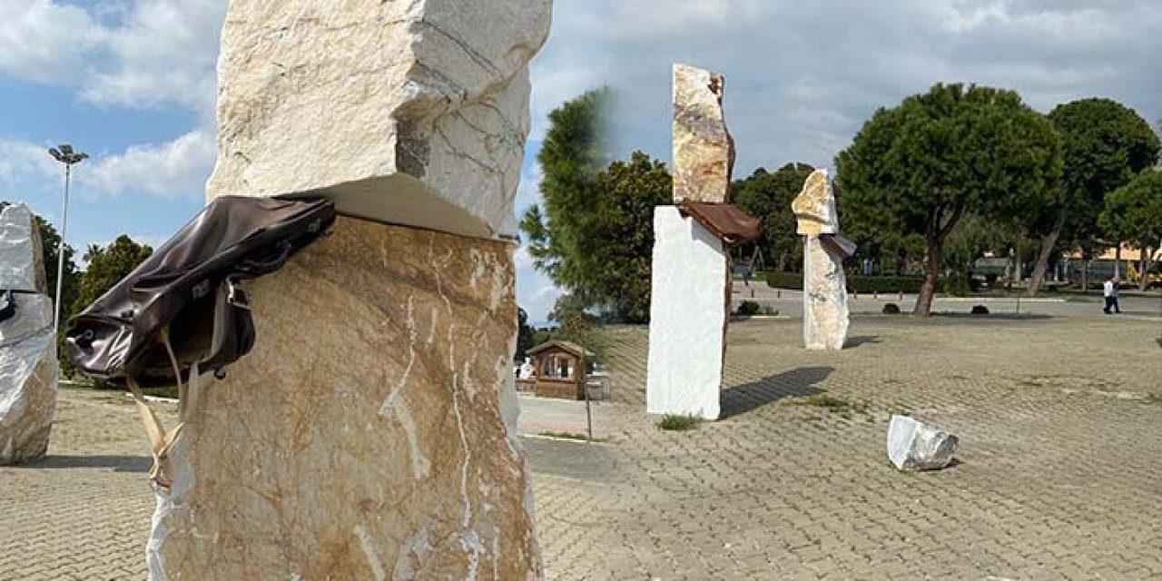 'Gavur Mahallesi' sergisinde yağma