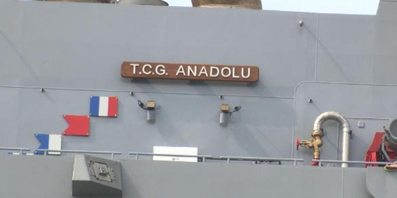 TCG Anadolu suya indirildi