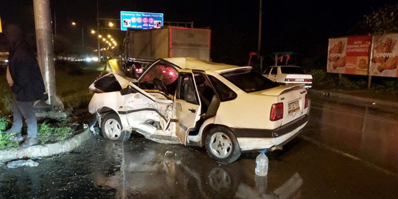 Samsun’da iki araç birbirine girdi: 11 yaralı