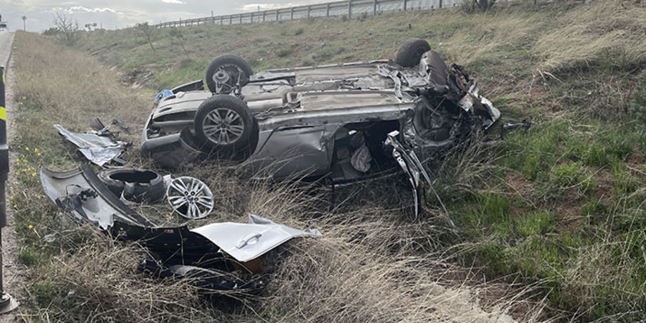 Kırıkkale'de araba ters döndü: 4 yaralı