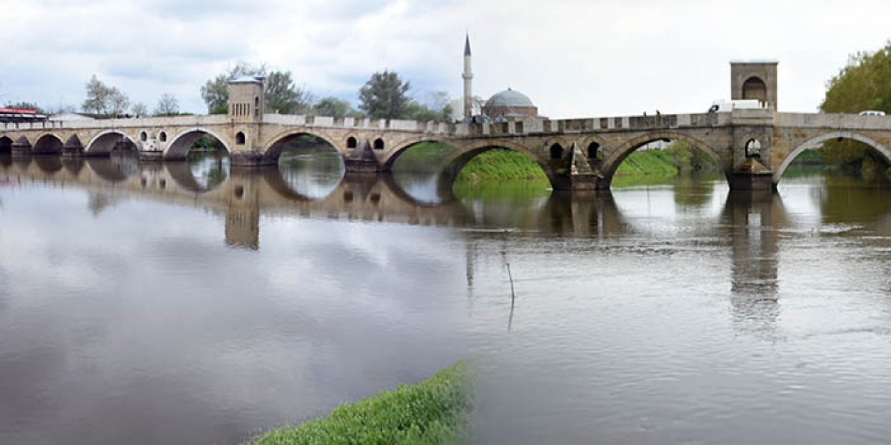 Sağanak nehirlere yaradı: Tunca ve Meriç'te 5 kat artış