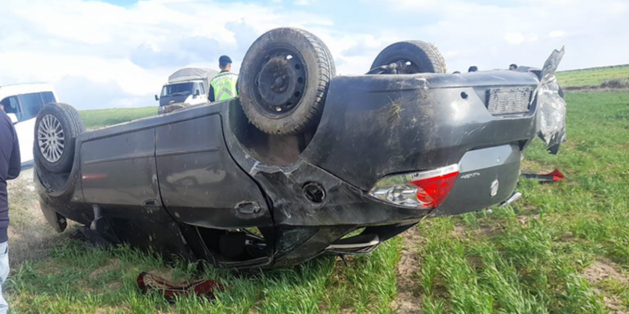 Arabayı kaçırıp kaza yaptılar: 5 çocuk yaralı