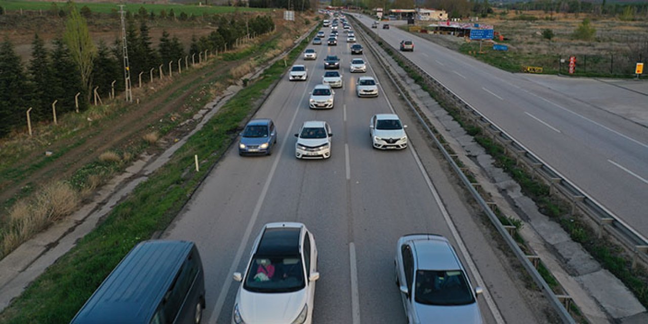 Ankara karayolunda trafik yoğunluğu