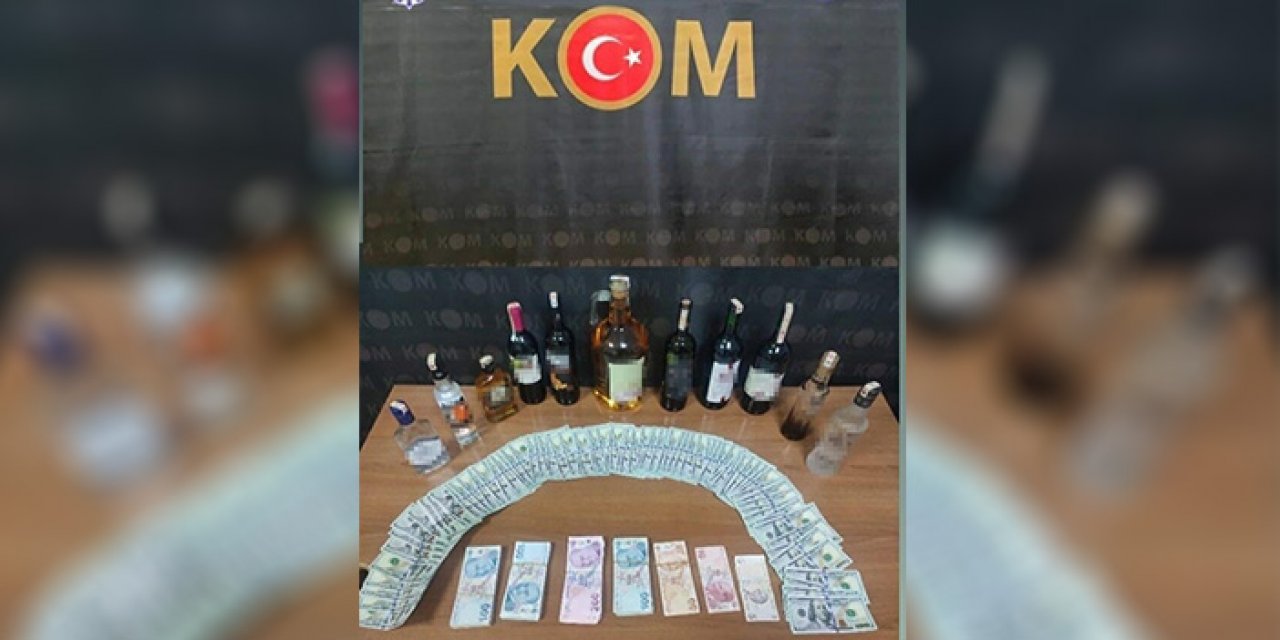 Sahte dolarla alışveriş yapanlara gözaltı