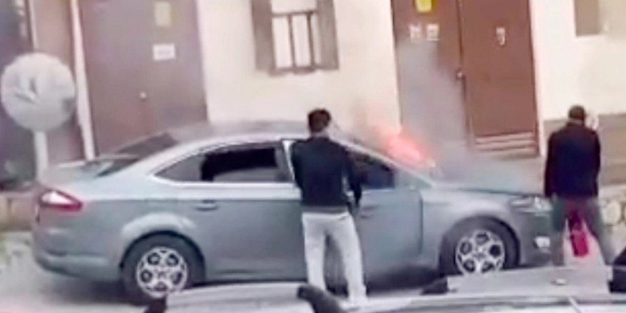 Arabada seyir halindeyken yangın çıktı