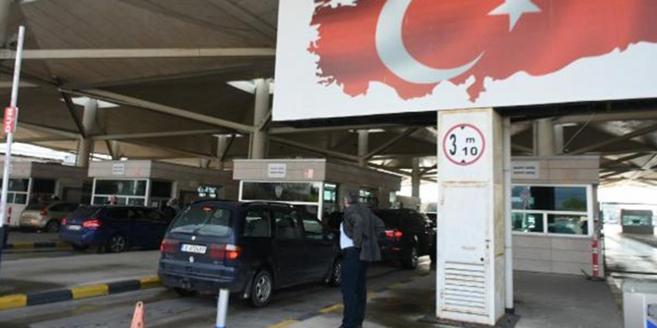 Sınırda seçim sandıkları kuruldu