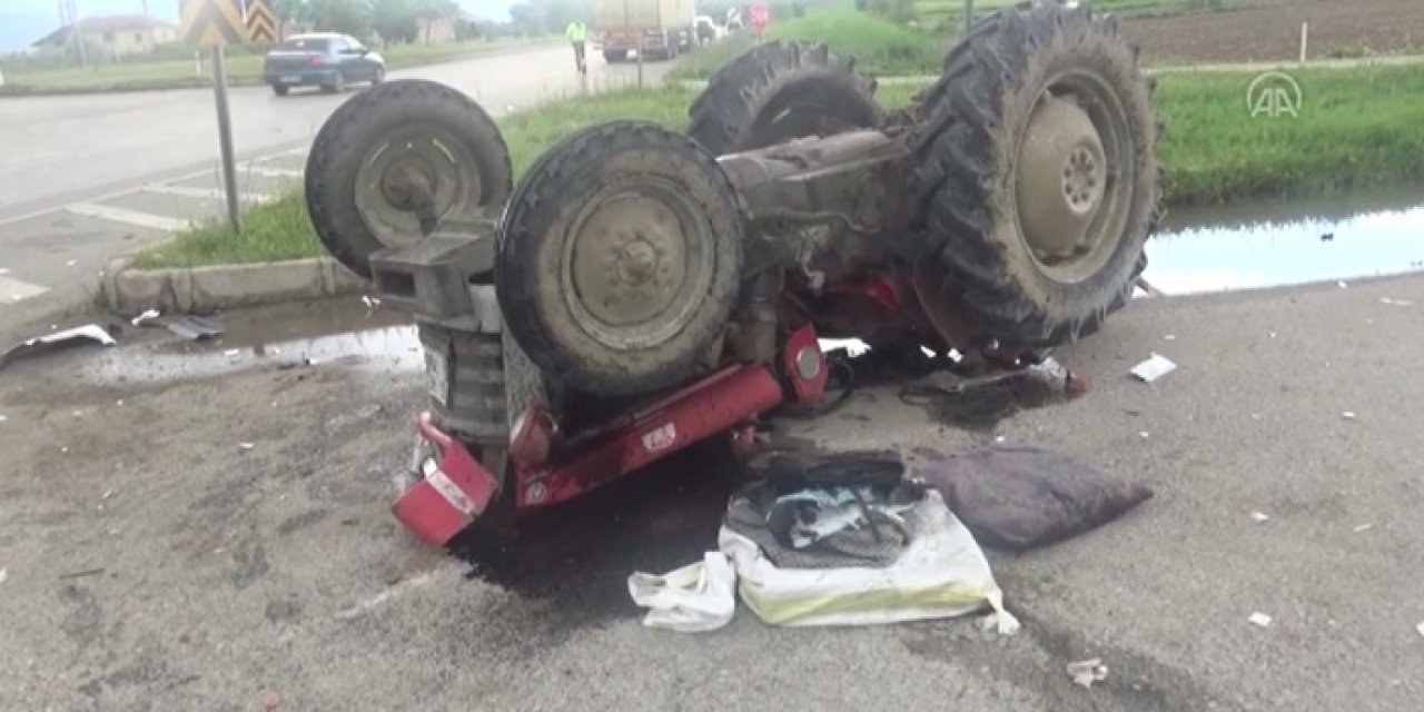 Tır ile traktör çarpıştı: 1'i ağır 2 yaralı