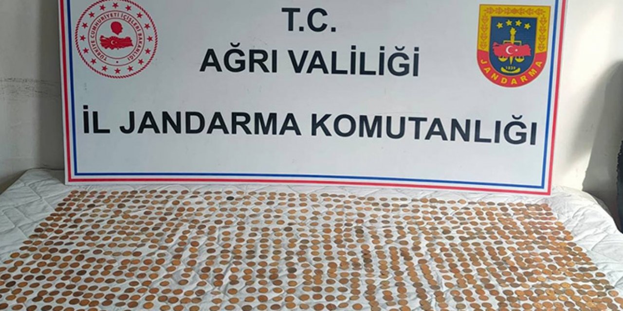 Durdurulan TIR’dan 1245 altın sikke bulundu