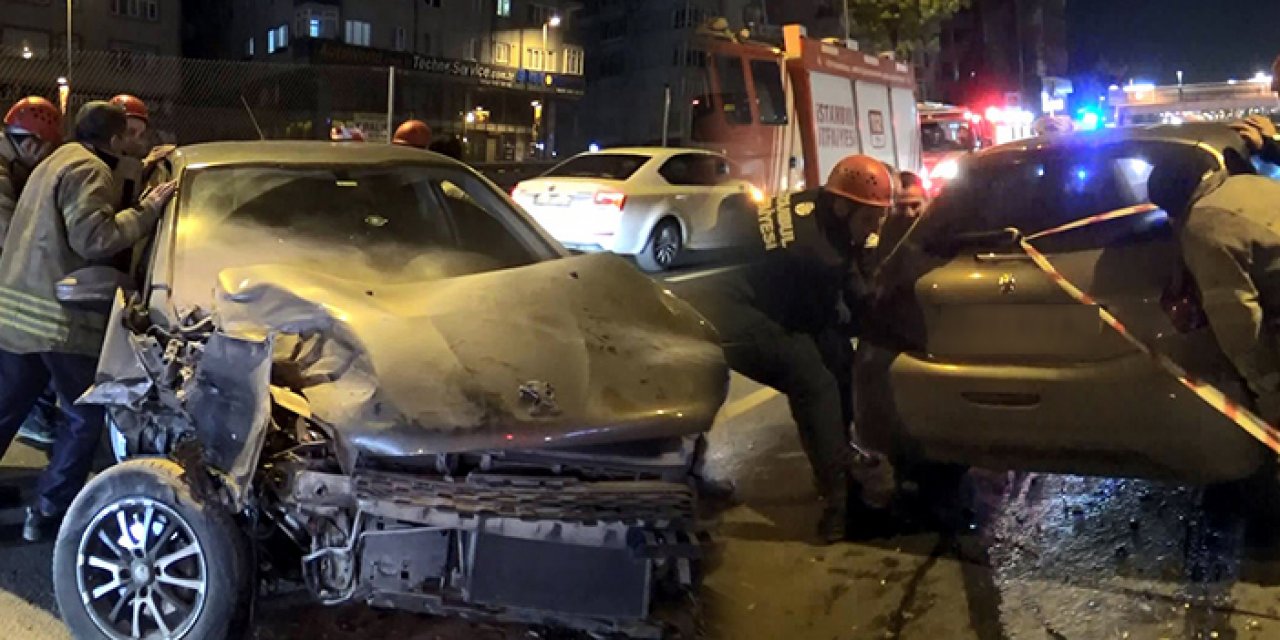 Avcılar’da arızalanan araca arkadan gelen araç çarptı