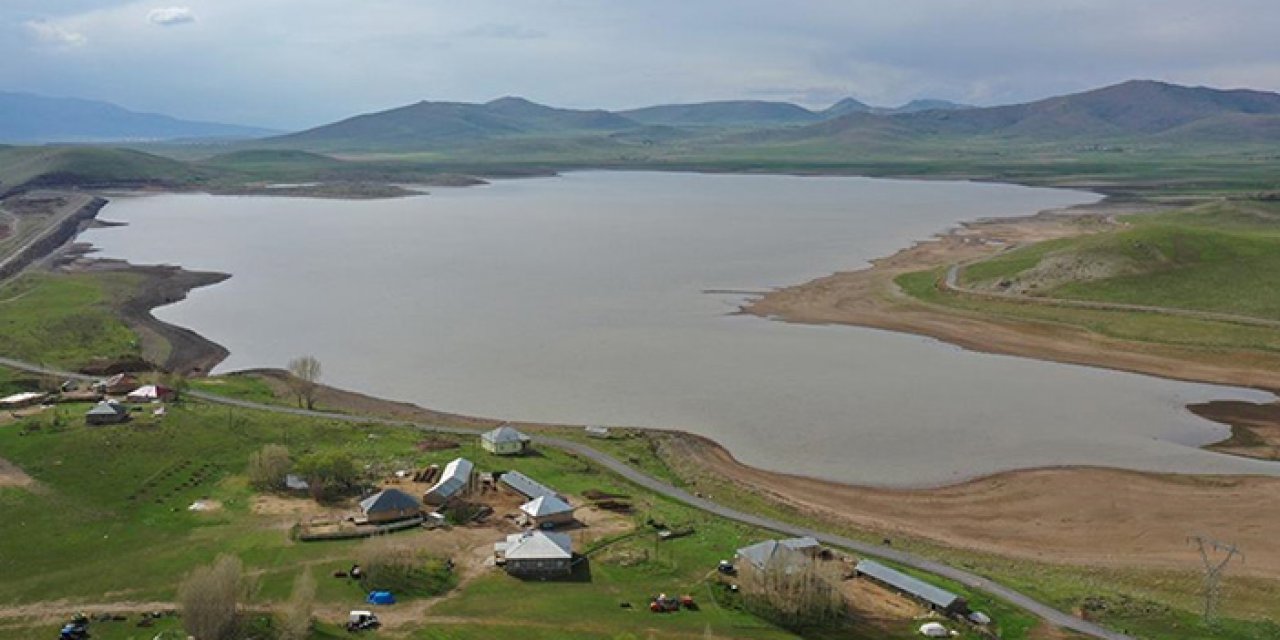 Ağrı’da ilkbahar yağışları umut oldu