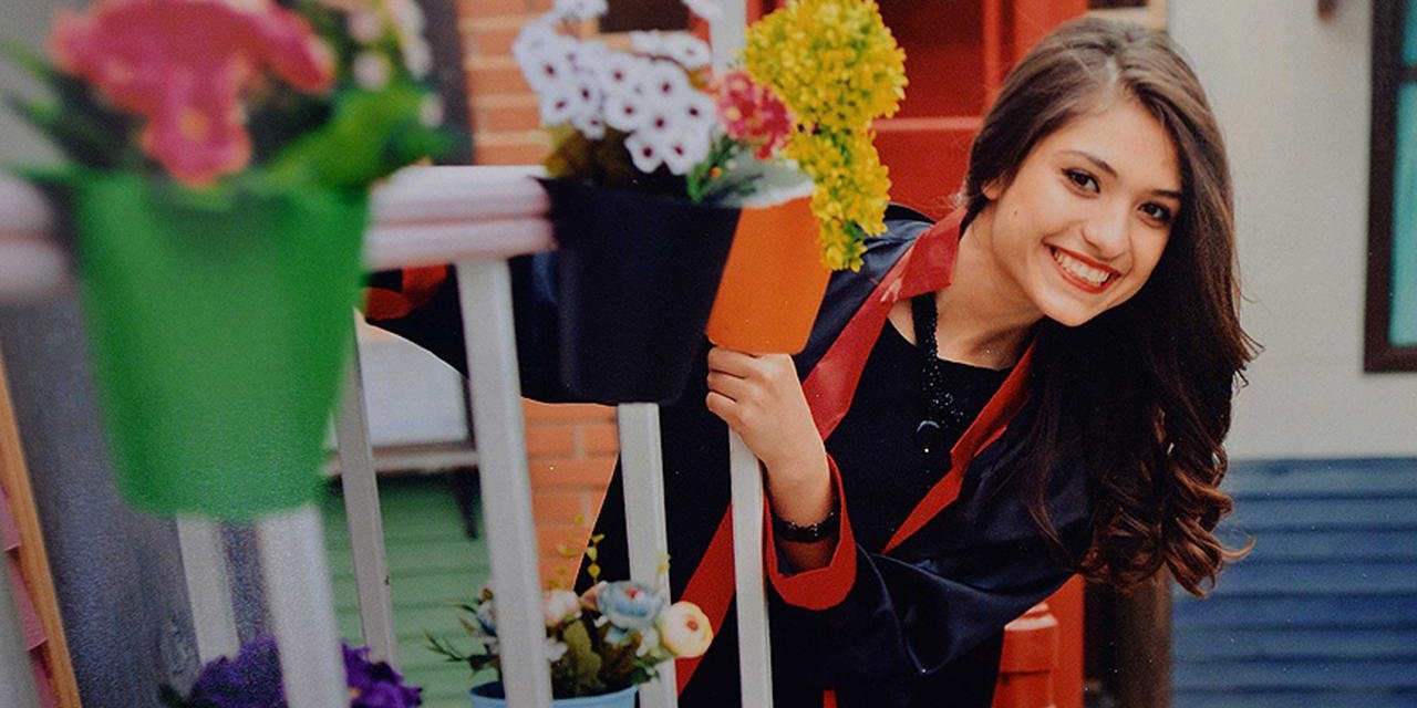 Aybüke Yalçın kimdir? Şehit Öğretmen Aybüke Yalçın Kimdir? Aybüke Yalçın ne zaman öldü? Aybüke Yalçın nereli?
