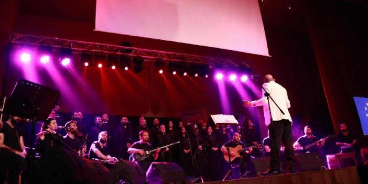 Antakya Medeniyetler Korosu Edirne'de konser verdi