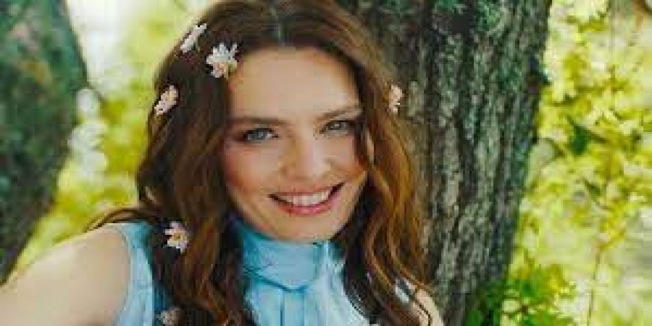 Nil Karaibrahimgil Hamile mi? Nil Karaibrahimgil Kimdir? Nil Karaibrahimgil Kaç Yaşında?