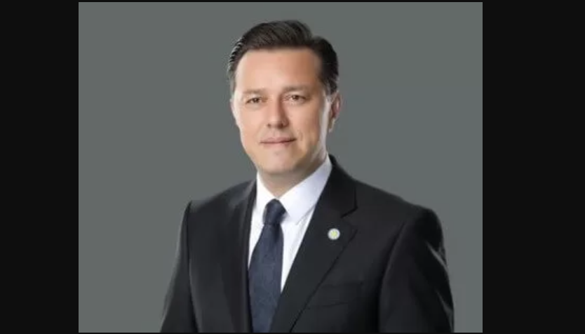 Nebi Hatipoğlu kimdir? Nebi Hatipoğlu nereli ve kaç yaşında?