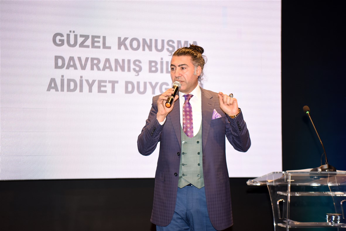 Sırrı Er kimdir? Sırrı Er nereli ve kaç yaşında?