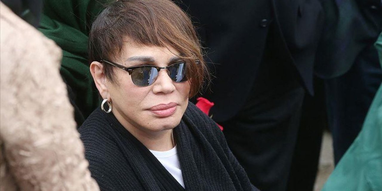 Sezen Aksu Yaşıyor mu? Sezen Aksu Öldü mü? Sezen Aksu'nun Sağlık Durumu Ne? Sezen Aksu Kimdir?