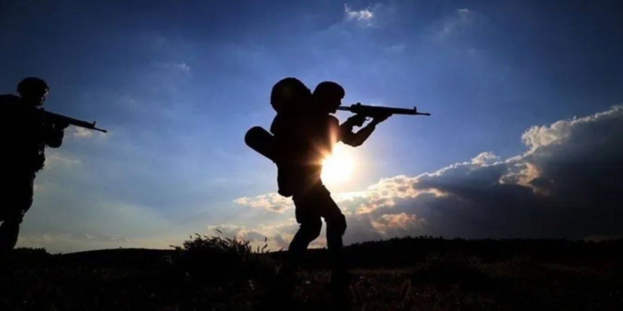 Barınma alanlarından kaçan 3 terörist teslim oldu