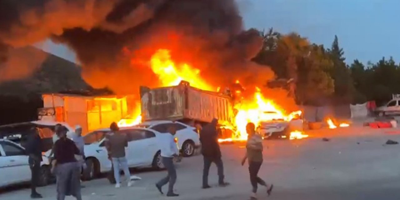 Kamyon asker uğurlayanların arasına daldı: 12 ölü 31 yaralı