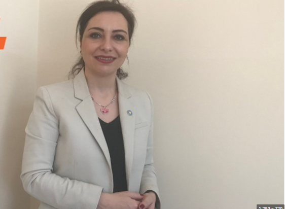 Burcu Akçaru kimdir? Burcu Akçaru nereli ve kaç yaşındadır?