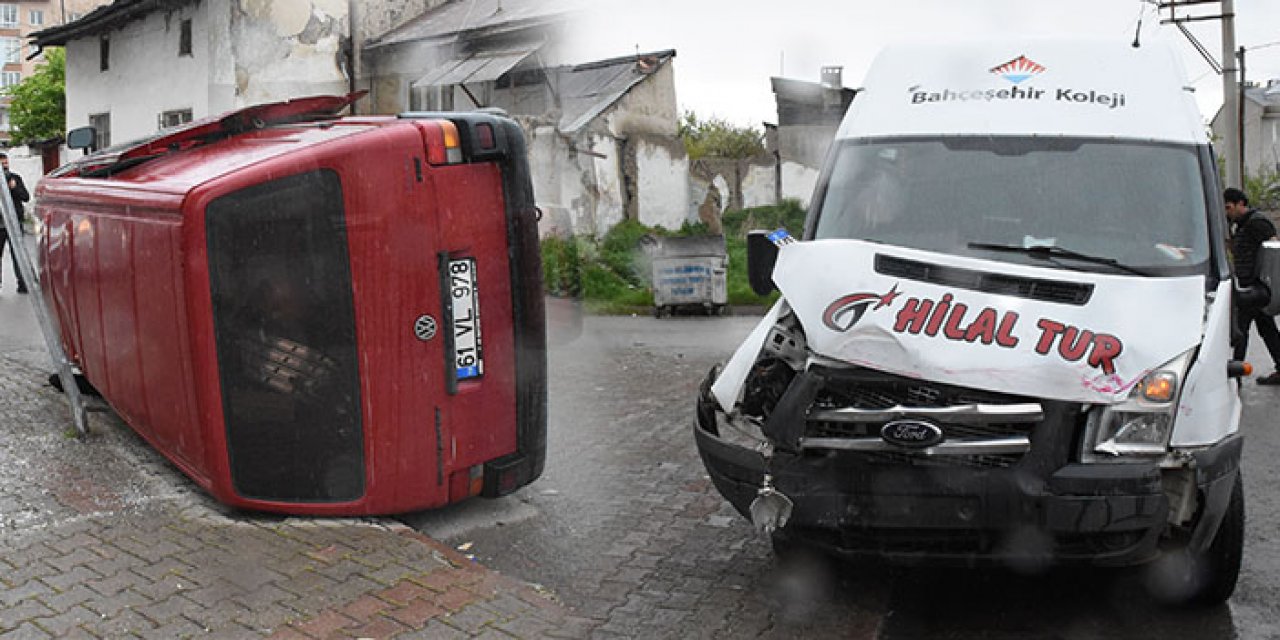 Sivas’ta minibüsler birbirine girdi: 5 yaralı