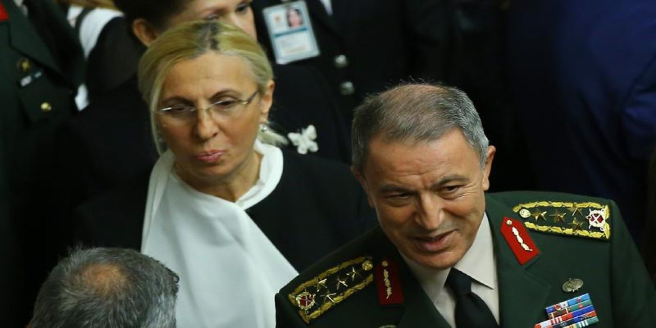 Hulusi Akar'ın kızı kimdir?