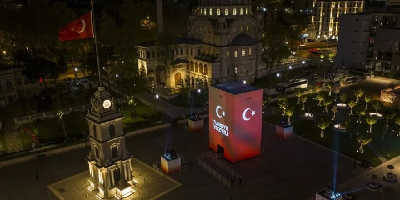 Galataport'ta "Türkiye Yüzyılı" dijital anıt ile anlatılıyor