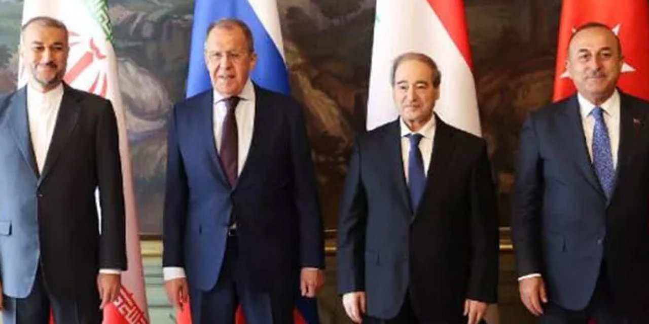 Rusya İran Suriye ve Türkiye Moskova'da bir araya geldi