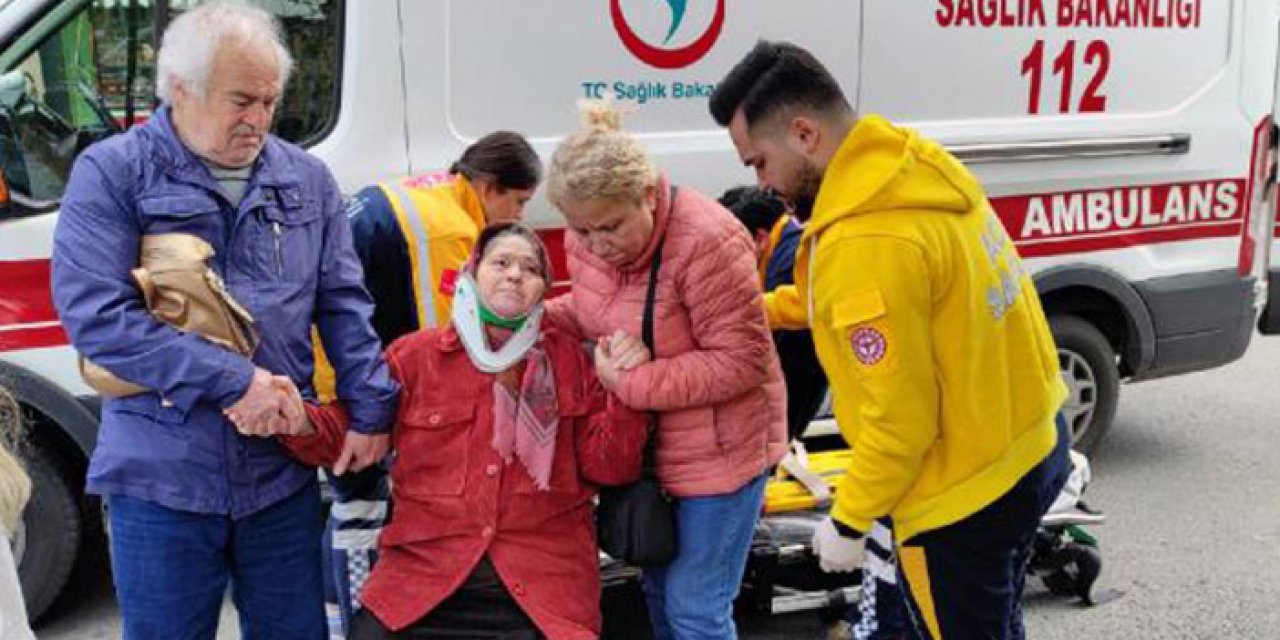 Eşine otomobil çarptı; bir an olsun elini bırakmadı