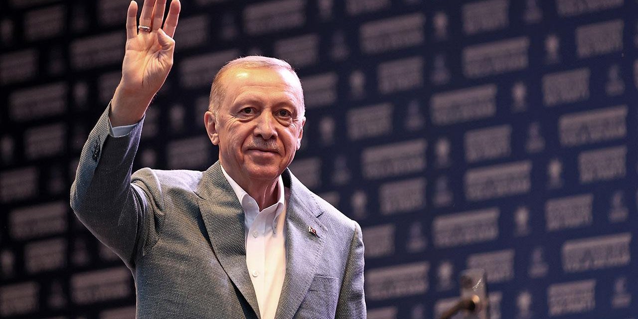 Recep Tayyip Erdoğan Kızları Kimdir? Recep Tayyip Erdoğan Çocukları? Recep Tayyip Erdoğan Kaç Çocuğu Var?