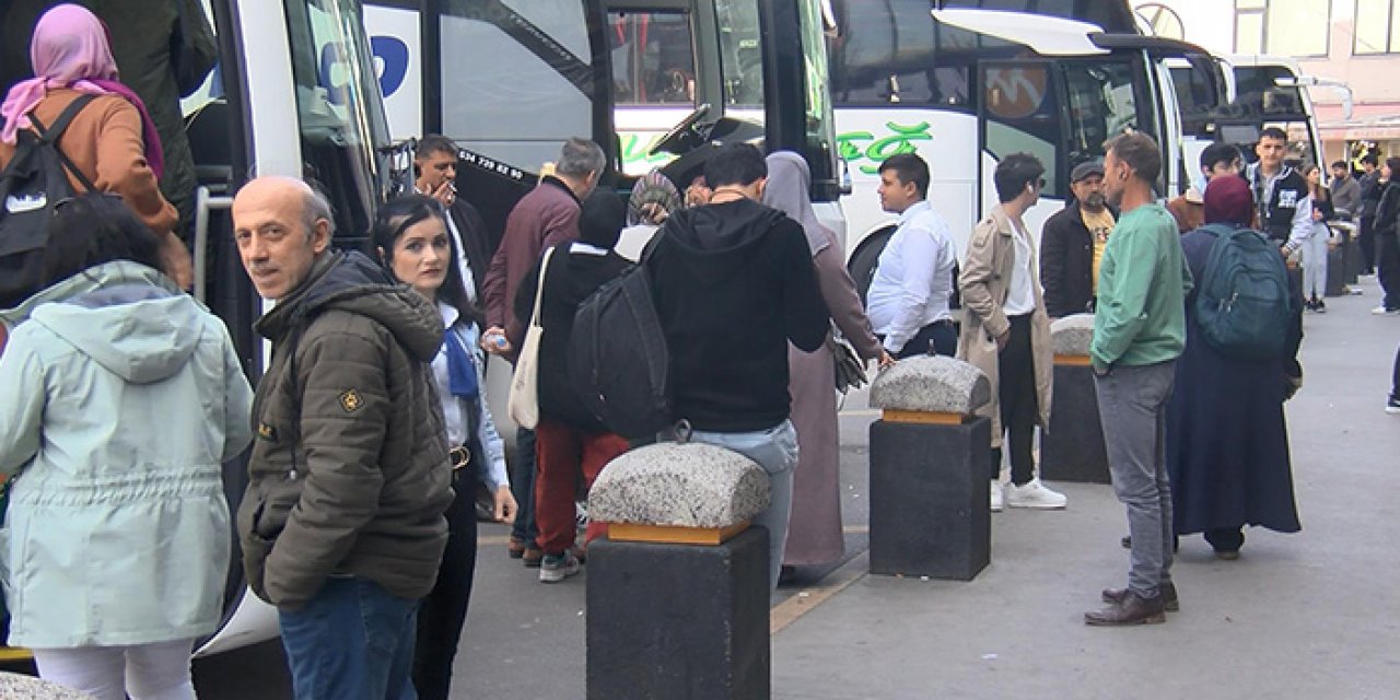 Otogarlarda seçim yoğunluğu devam ediyor