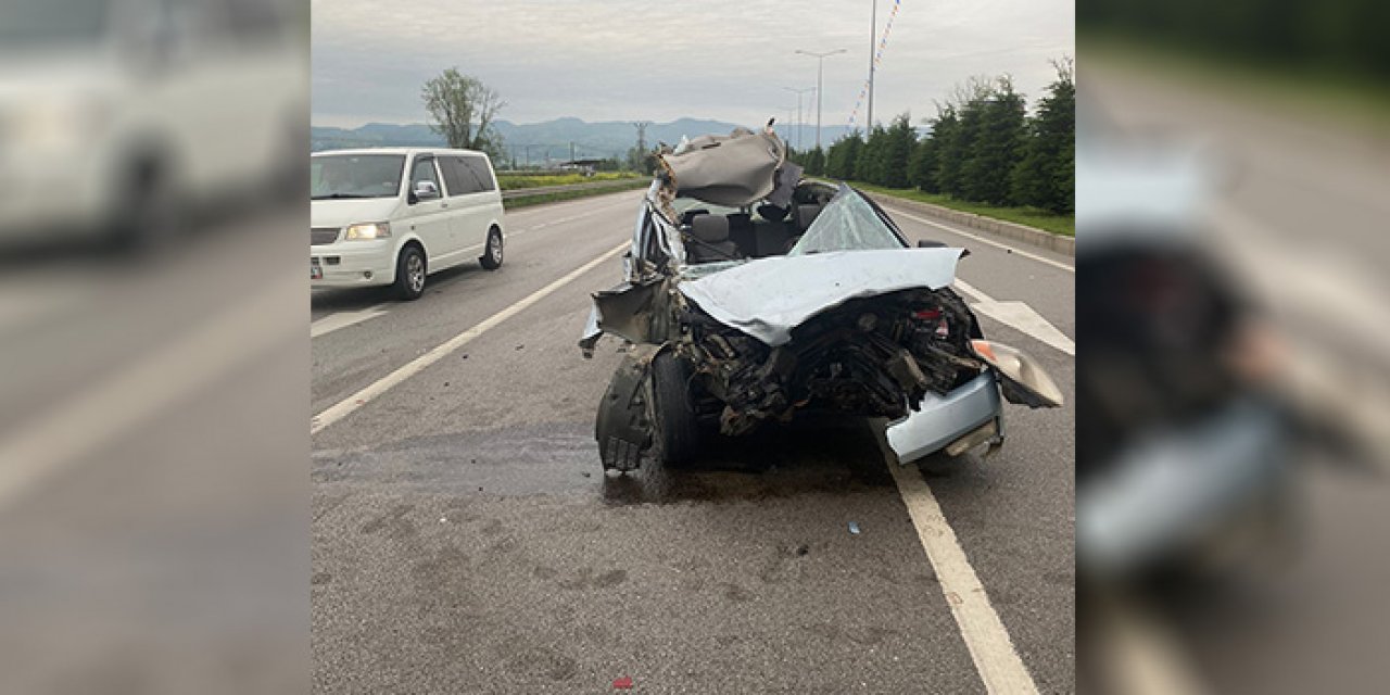 Otomobil ile TIR çarpıştı: 4 yaralı