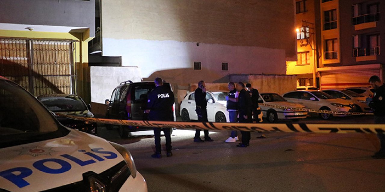 Sokak ortasında kurşunlandı yaşamını yitirdi