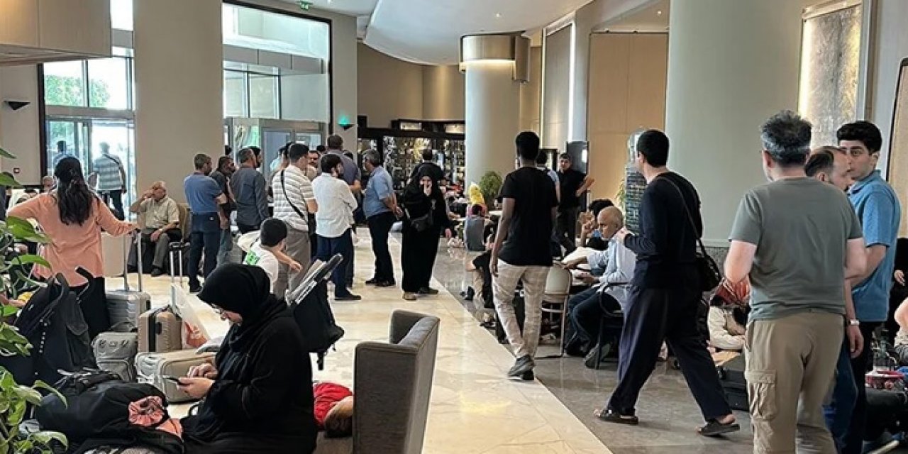 Sudan’daki çatışmalar sebebiyle 132 Türk vatandaşı Türkiye’ye döndü