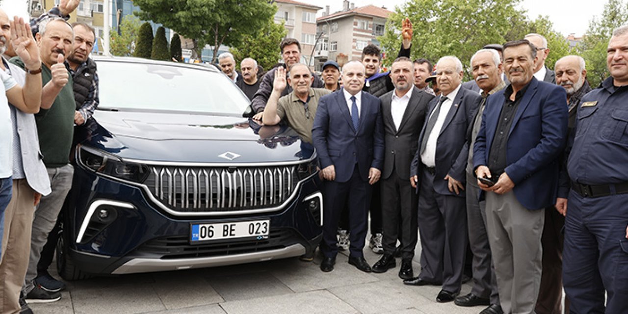 Sincan Belediyesi’nde gençler TOGG’a büyük ilgi gösterdi