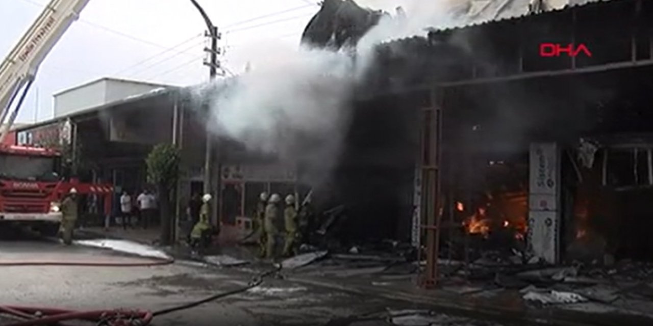 İzmir sanayide yangın çıktı: 1 saat sürdü