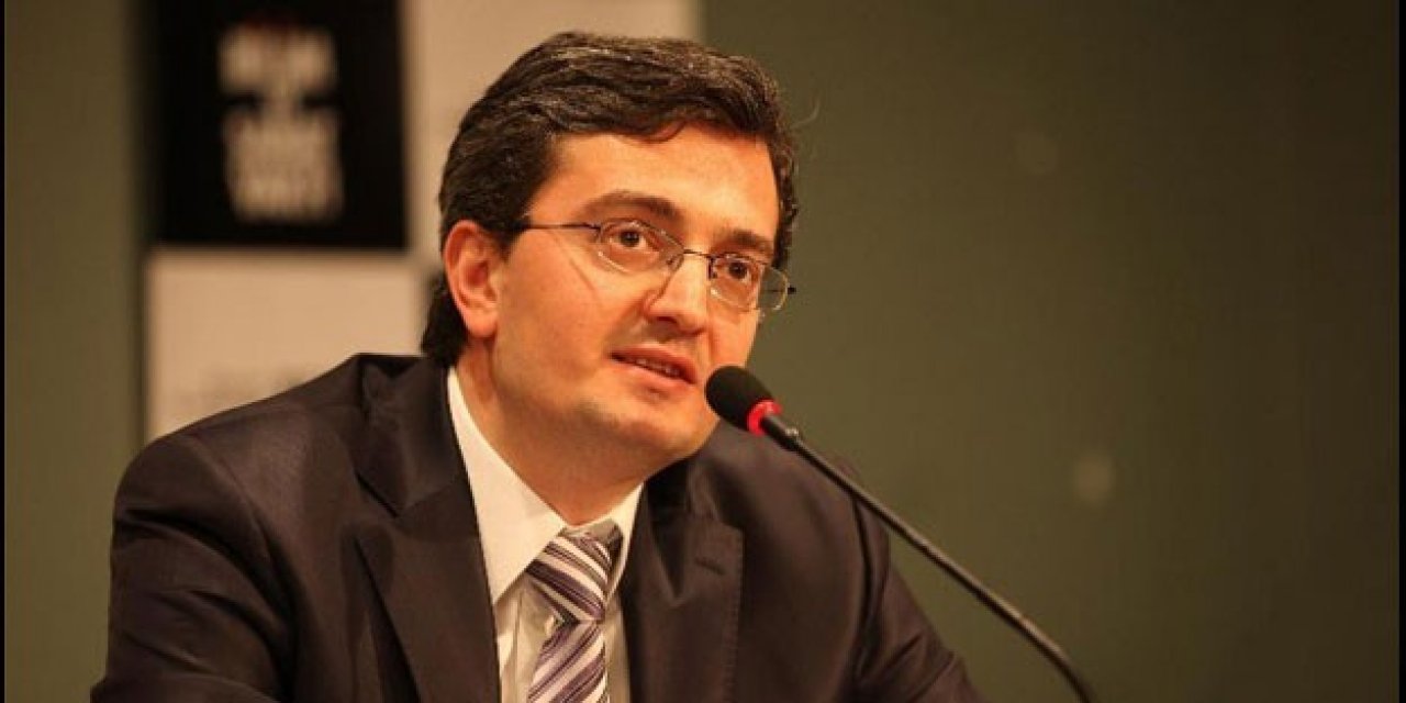 Burhanettin Duran kimdir? Burhanettin Duran nereli ve kaç yaşında?