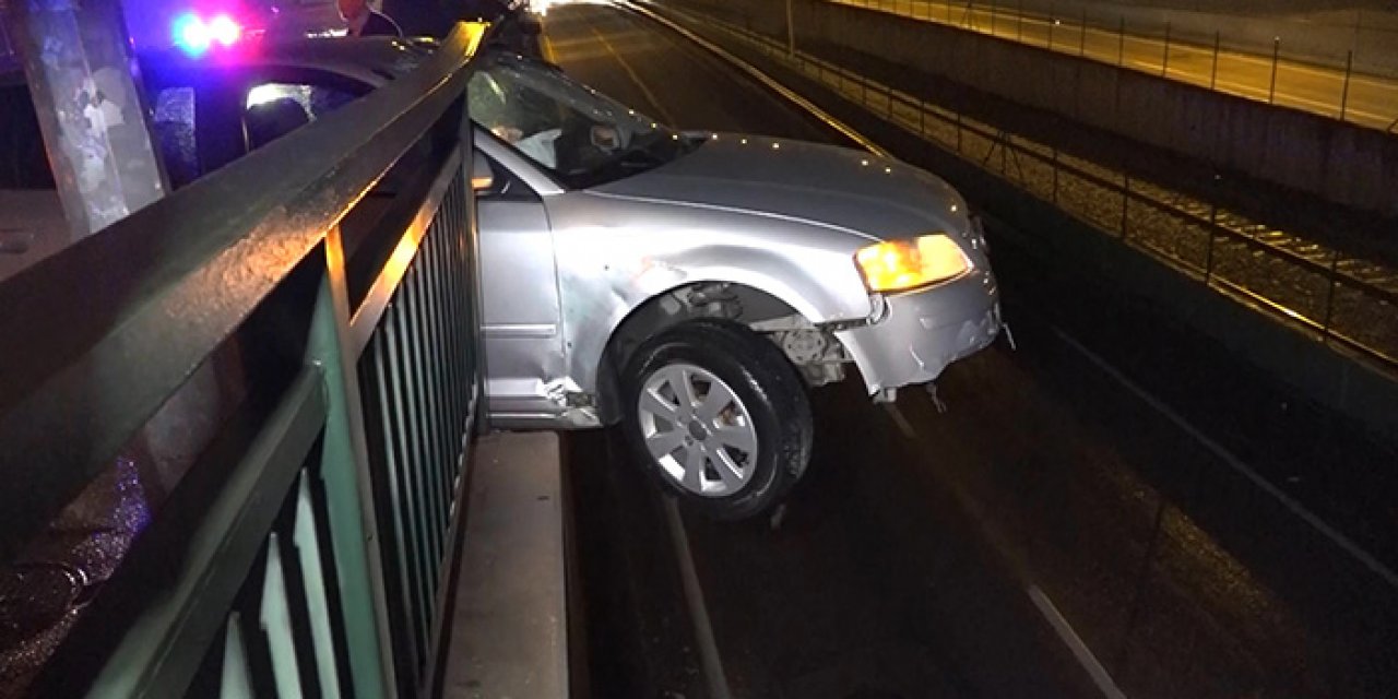 Kaza sonrası otomobili bırakıp kaçtı