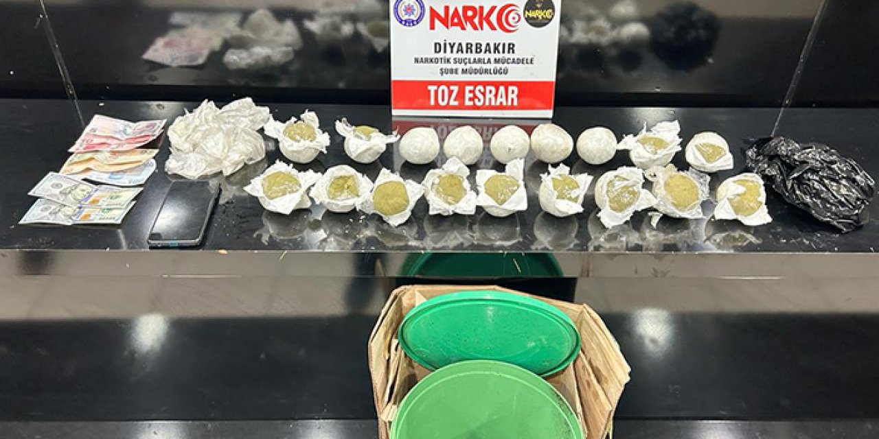 68 yaşındaki kurye ile uyuşturucu ticareti yapan çeteye operasyon