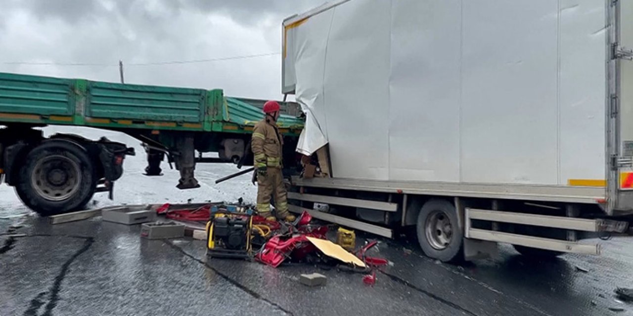 Zincirleme kaza: 1 ölü, 1 yaralı