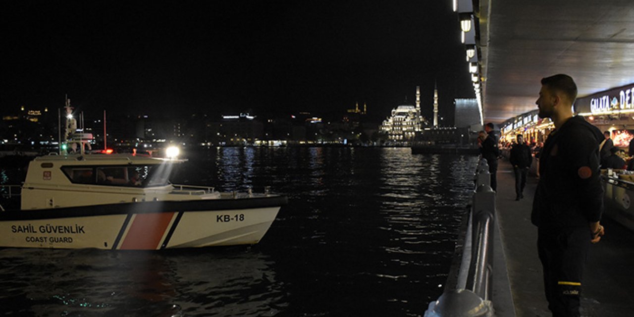 İstanbul’da Galata Köprüsü’nden atlayan kişi öldü