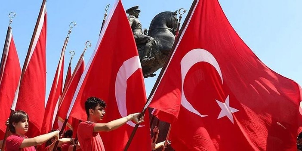 19 Mayıs Atatürk'ü Anma, Gençlik ve Spor Bayramı coşkuyla kutlanıyor